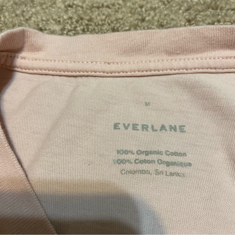 {Everlane} The Box-Cut Tee in Essential Cotton | Light Peach ~ Size Medium - Picture 3 of 15